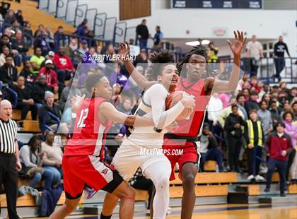 Thumbnail 1 in Pike vs. Decatur Central (IHSAA 4A Sectional 11 semi-final) photogallery.