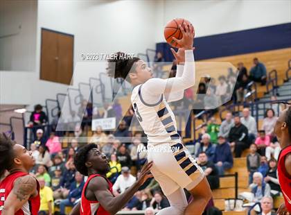 Thumbnail 3 in Pike vs. Decatur Central (IHSAA 4A Sectional 11 semi-final) photogallery.