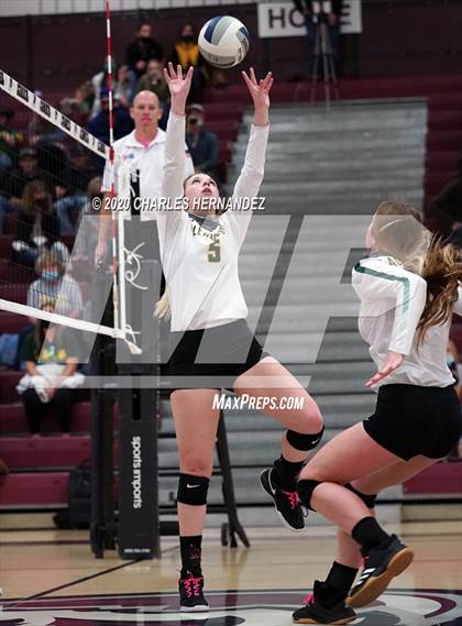 Thumbnail 1 in Lexington vs. Franklin (UIL 3A Bi-District Playoff) photogallery.