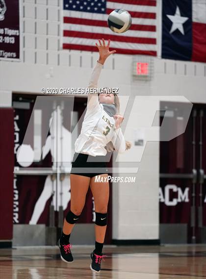 Thumbnail 3 in Lexington vs. Franklin (UIL 3A Bi-District Playoff) photogallery.