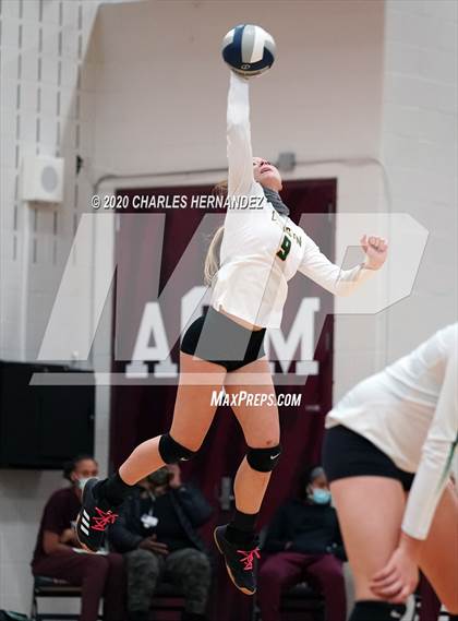 Thumbnail 3 in Lexington vs. Franklin (UIL 3A Bi-District Playoff) photogallery.