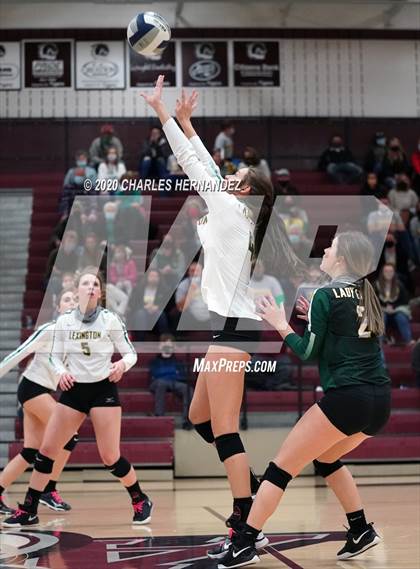 Thumbnail 1 in Lexington vs. Franklin (UIL 3A Bi-District Playoff) photogallery.