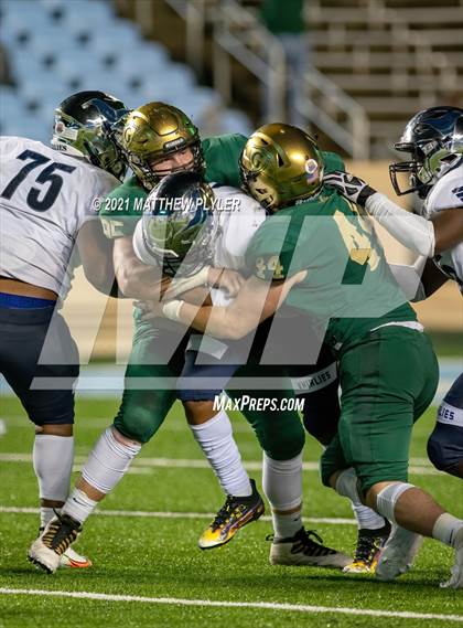 Thumbnail 1 in Cardinal Gibbons vs. Grimsley (1 of 2 - NCHSAA 4A Final - the Game) photogallery.