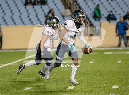 Thumbnail 1 in Cardinal Gibbons vs. Grimsley (1 of 2 - NCHSAA 4A Final - the Game) photogallery.