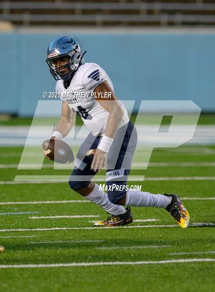 Thumbnail 2 in Cardinal Gibbons vs. Grimsley (1 of 2 - NCHSAA 4A Final - the Game) photogallery.
