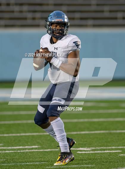 Thumbnail 3 in Cardinal Gibbons vs. Grimsley (1 of 2 - NCHSAA 4A Final - the Game) photogallery.