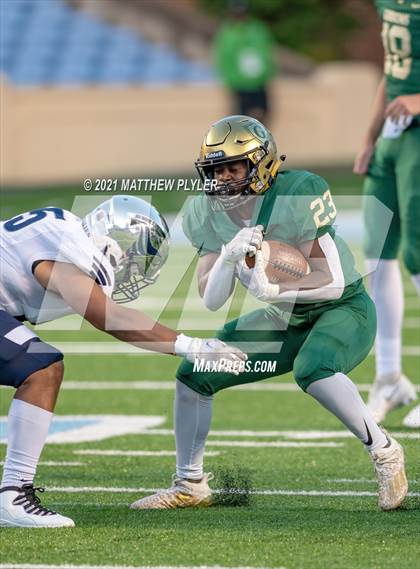Thumbnail 2 in Cardinal Gibbons vs. Grimsley (1 of 2 - NCHSAA 4A Final - the Game) photogallery.