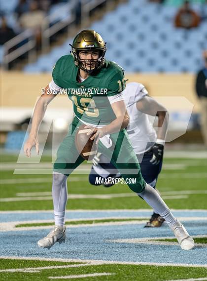 Thumbnail 2 in Cardinal Gibbons vs. Grimsley (1 of 2 - NCHSAA 4A Final - the Game) photogallery.