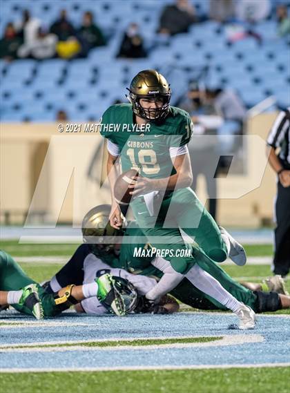 Thumbnail 3 in Cardinal Gibbons vs. Grimsley (1 of 2 - NCHSAA 4A Final - the Game) photogallery.