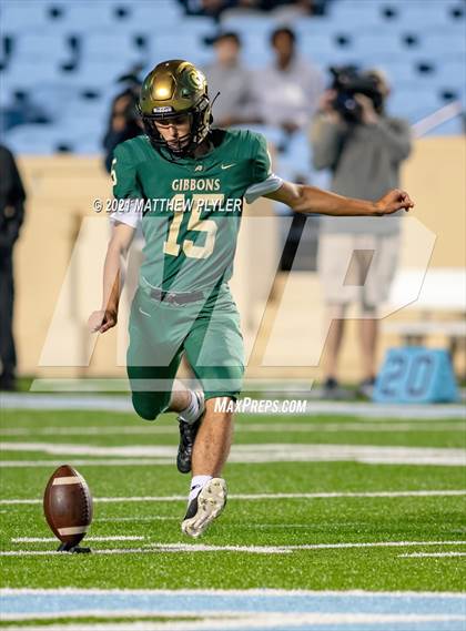 Thumbnail 2 in Cardinal Gibbons vs. Grimsley (1 of 2 - NCHSAA 4A Final - the Game) photogallery.