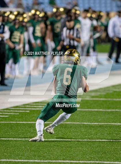 Thumbnail 2 in Cardinal Gibbons vs. Grimsley (1 of 2 - NCHSAA 4A Final - the Game) photogallery.