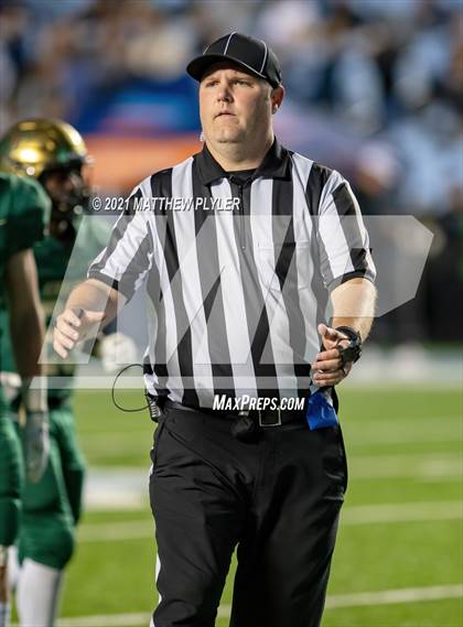 Thumbnail 1 in Cardinal Gibbons vs. Grimsley (1 of 2 - NCHSAA 4A Final - the Game) photogallery.