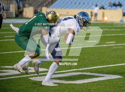 Thumbnail 3 in Cardinal Gibbons vs. Grimsley (1 of 2 - NCHSAA 4A Final - the Game) photogallery.