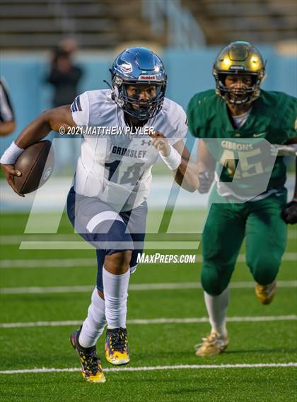 Thumbnail 1 in Cardinal Gibbons vs. Grimsley (1 of 2 - NCHSAA 4A Final - the Game) photogallery.