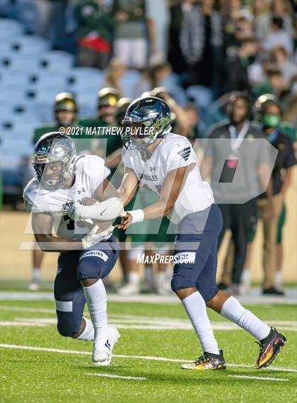 Thumbnail 1 in Cardinal Gibbons vs. Grimsley (1 of 2 - NCHSAA 4A Final - the Game) photogallery.