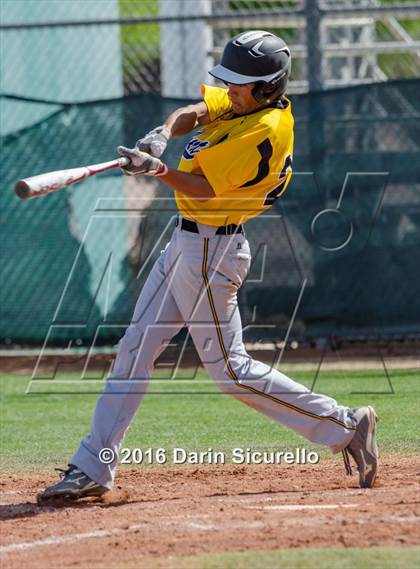 Thumbnail 3 in Gilbert vs. Bartlesville (Bob Everett Baseball Classic) photogallery.
