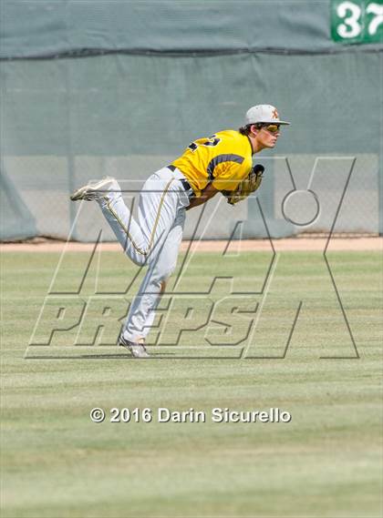 Thumbnail 2 in Gilbert vs. Bartlesville (Bob Everett Baseball Classic) photogallery.