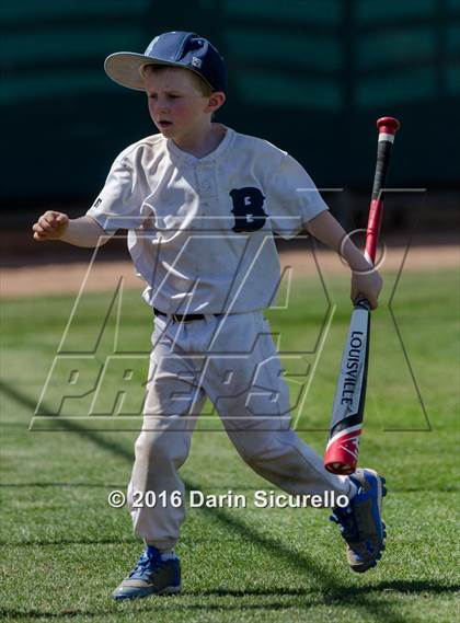 Thumbnail 2 in Gilbert vs. Bartlesville (Bob Everett Baseball Classic) photogallery.