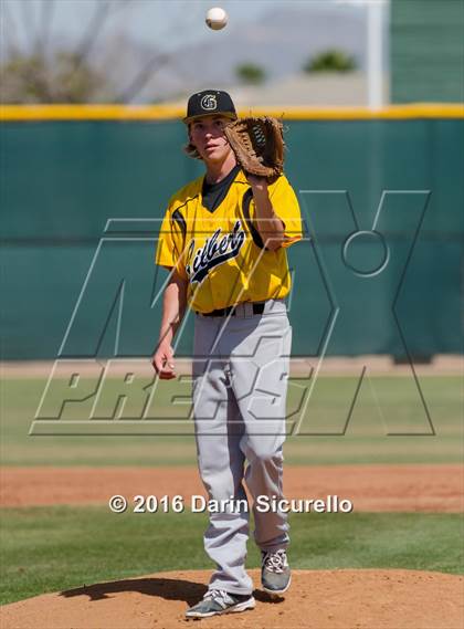 Thumbnail 2 in Gilbert vs. Bartlesville (Bob Everett Baseball Classic) photogallery.