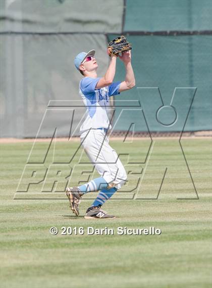 Thumbnail 2 in Gilbert vs. Bartlesville (Bob Everett Baseball Classic) photogallery.