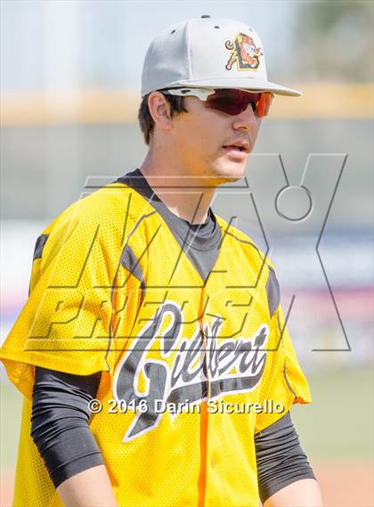 Thumbnail 1 in Gilbert vs. Bartlesville (Bob Everett Baseball Classic) photogallery.