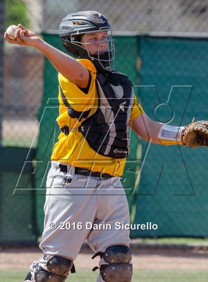 Thumbnail 2 in Gilbert vs. Bartlesville (Bob Everett Baseball Classic) photogallery.
