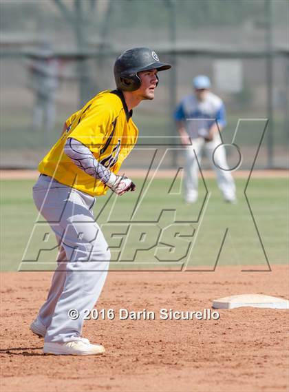 Thumbnail 3 in Gilbert vs. Bartlesville (Bob Everett Baseball Classic) photogallery.
