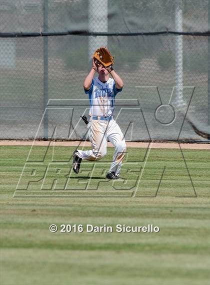 Thumbnail 1 in Gilbert vs. Bartlesville (Bob Everett Baseball Classic) photogallery.