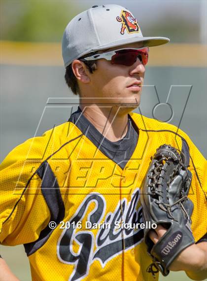 Thumbnail 3 in Gilbert vs. Bartlesville (Bob Everett Baseball Classic) photogallery.