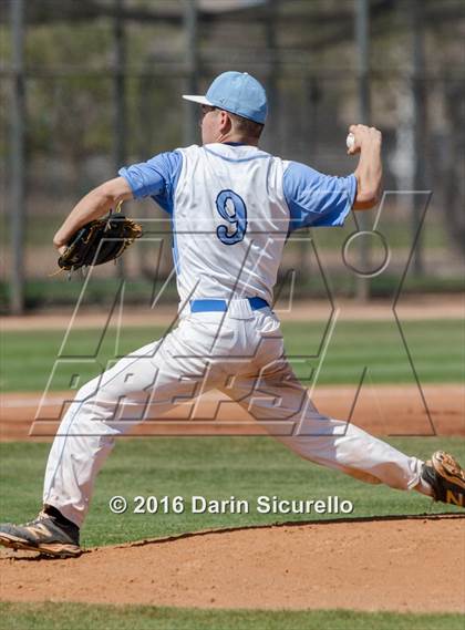 Thumbnail 3 in Gilbert vs. Bartlesville (Bob Everett Baseball Classic) photogallery.