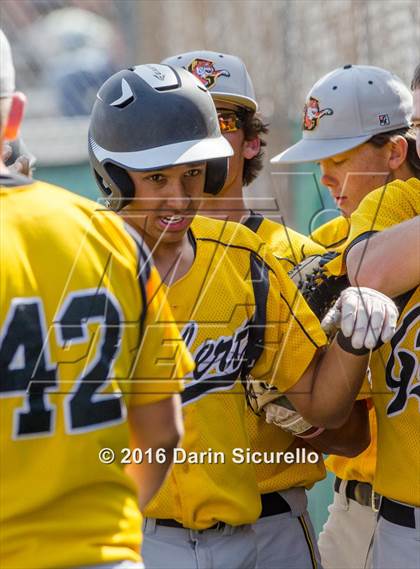 Thumbnail 2 in Gilbert vs. Bartlesville (Bob Everett Baseball Classic) photogallery.
