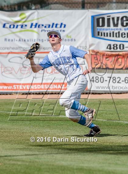 Thumbnail 3 in Gilbert vs. Bartlesville (Bob Everett Baseball Classic) photogallery.