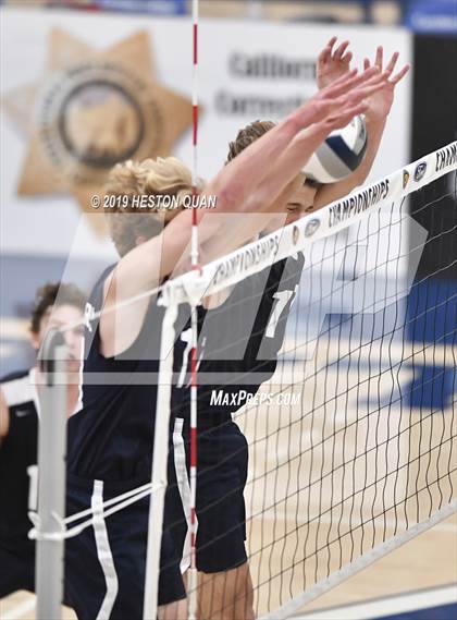 Thumbnail 2 in Newport Harbor vs. Mira Costa (CIF-SS D1 Final) photogallery.