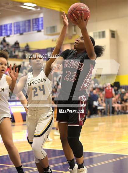 Thumbnail 2 in Bethel vs. Lincoln (WIAA 3A Regionals) photogallery.