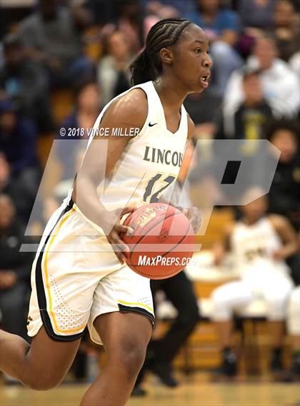 Thumbnail 2 in Bethel vs. Lincoln (WIAA 3A Regionals) photogallery.