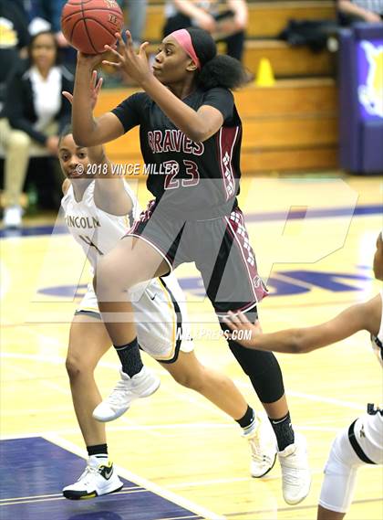 Thumbnail 3 in Bethel vs. Lincoln (WIAA 3A Regionals) photogallery.