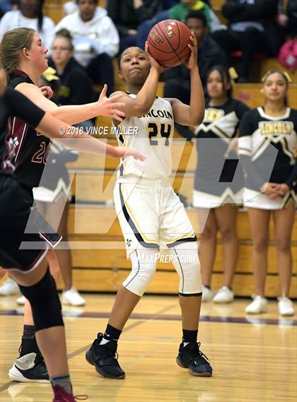Thumbnail 2 in Bethel vs. Lincoln (WIAA 3A Regionals) photogallery.