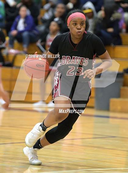 Thumbnail 2 in Bethel vs. Lincoln (WIAA 3A Regionals) photogallery.
