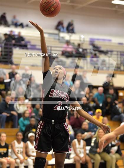 Thumbnail 2 in Bethel vs. Lincoln (WIAA 3A Regionals) photogallery.