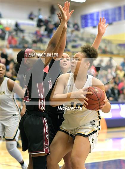 Thumbnail 2 in Bethel vs. Lincoln (WIAA 3A Regionals) photogallery.