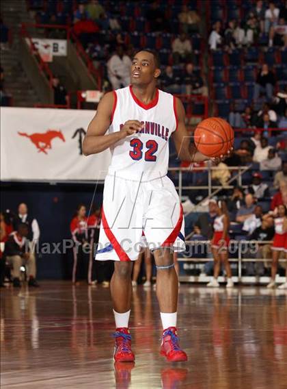 Thumbnail 2 in Cedar Hill vs Duncanville (Dallas Basketball Classic) photogallery.