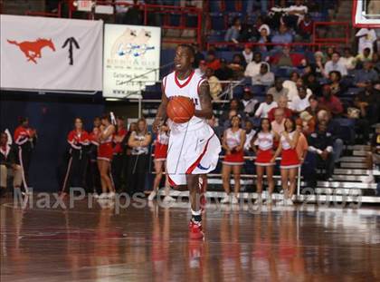Thumbnail 2 in Cedar Hill vs Duncanville (Dallas Basketball Classic) photogallery.