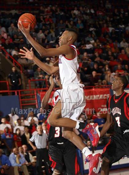 Thumbnail 1 in Cedar Hill vs Duncanville (Dallas Basketball Classic) photogallery.