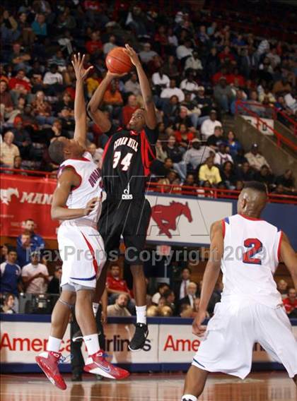 Thumbnail 2 in Cedar Hill vs Duncanville (Dallas Basketball Classic) photogallery.
