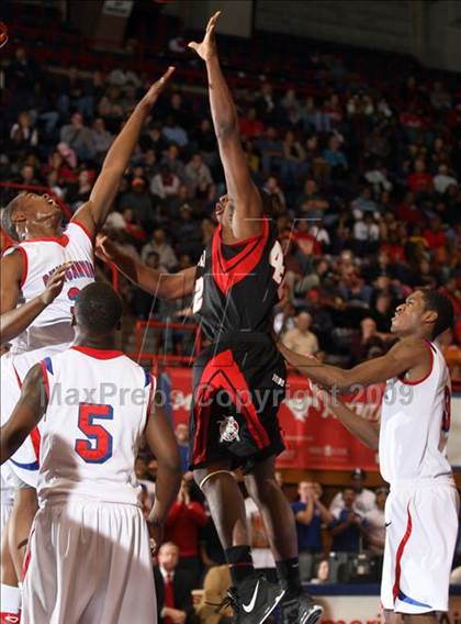Thumbnail 3 in Cedar Hill vs Duncanville (Dallas Basketball Classic) photogallery.