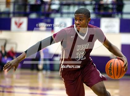Thumbnail 2 in Belleville West @ Collinsville photogallery.
