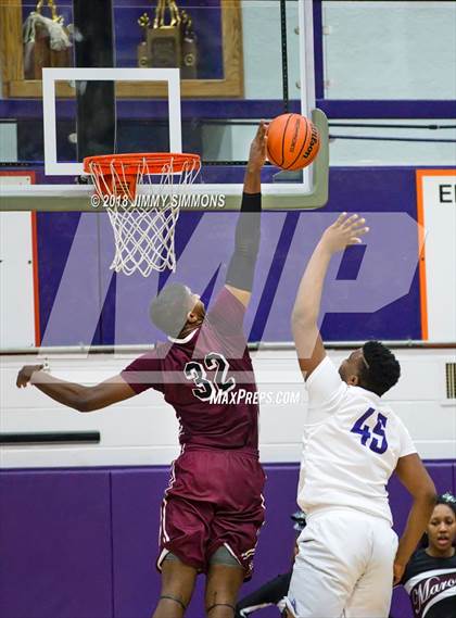 Thumbnail 1 in Belleville West @ Collinsville photogallery.