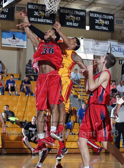 Thumbnail 2 in Milton vs. Yates (City of Palms Classic) photogallery.