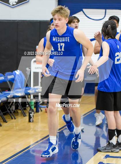 Thumbnail 2 in Mesquite vs Thunderbird (AIA 4A Conference Play-In) photogallery.