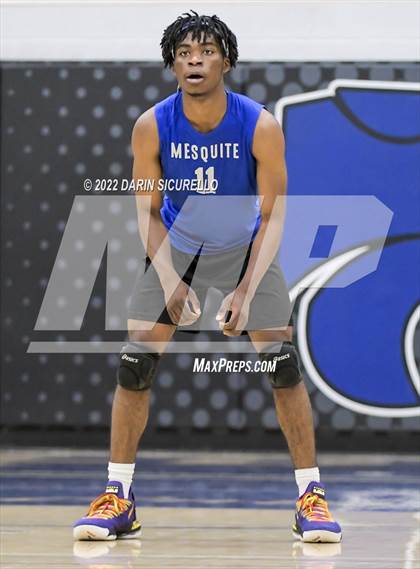 Thumbnail 1 in Mesquite vs Thunderbird (AIA 4A Conference Play-In) photogallery.